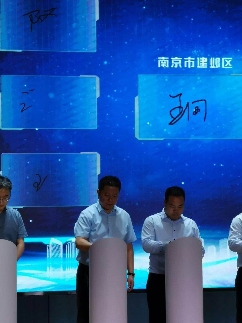 1563346935188952.jpg 2663b6ea-f79d-48c3-b801-60992b95e0aa.jpg